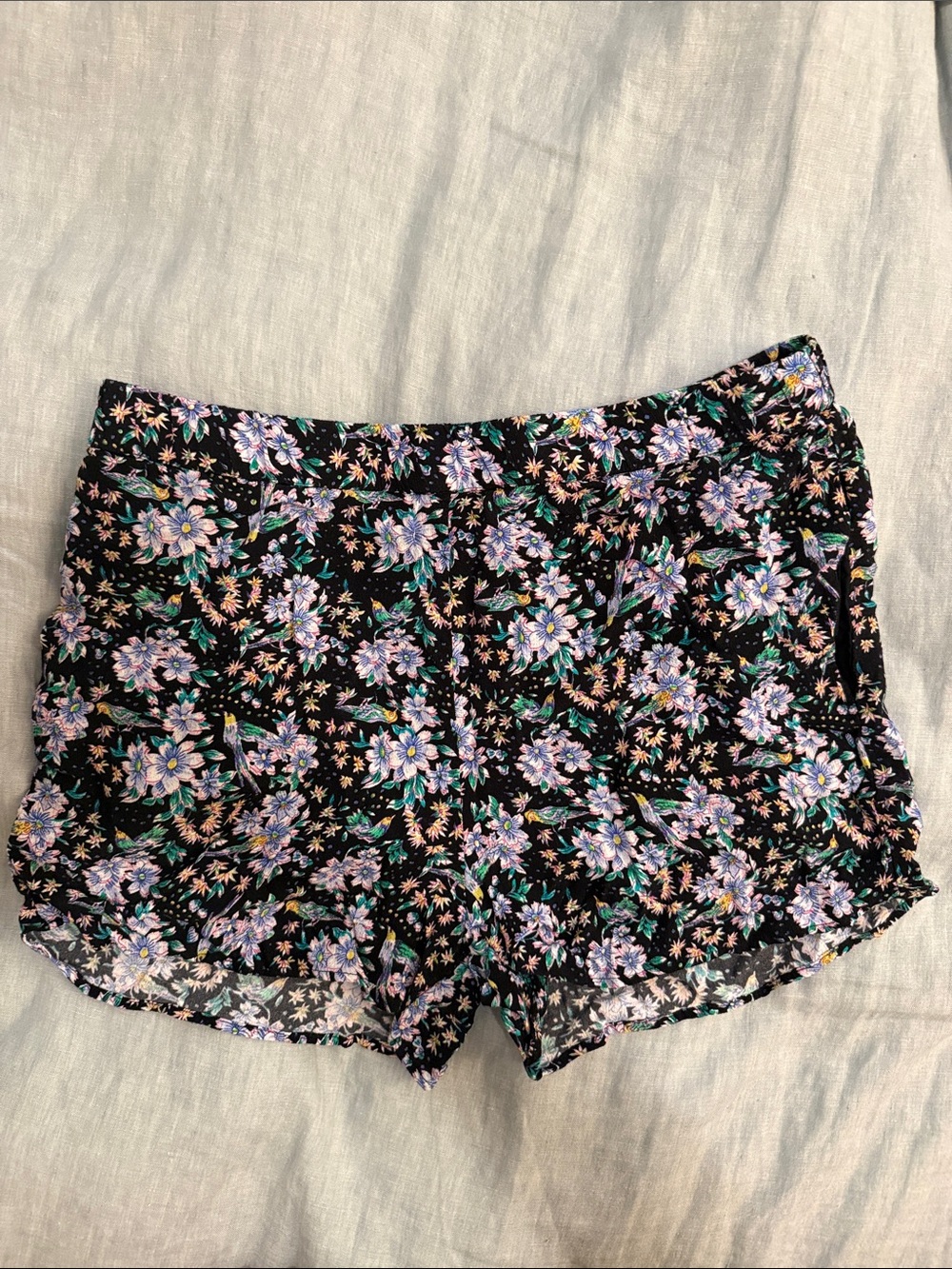 Anthropologie Floral Black Women’s Stretchy Pull-On Shorts